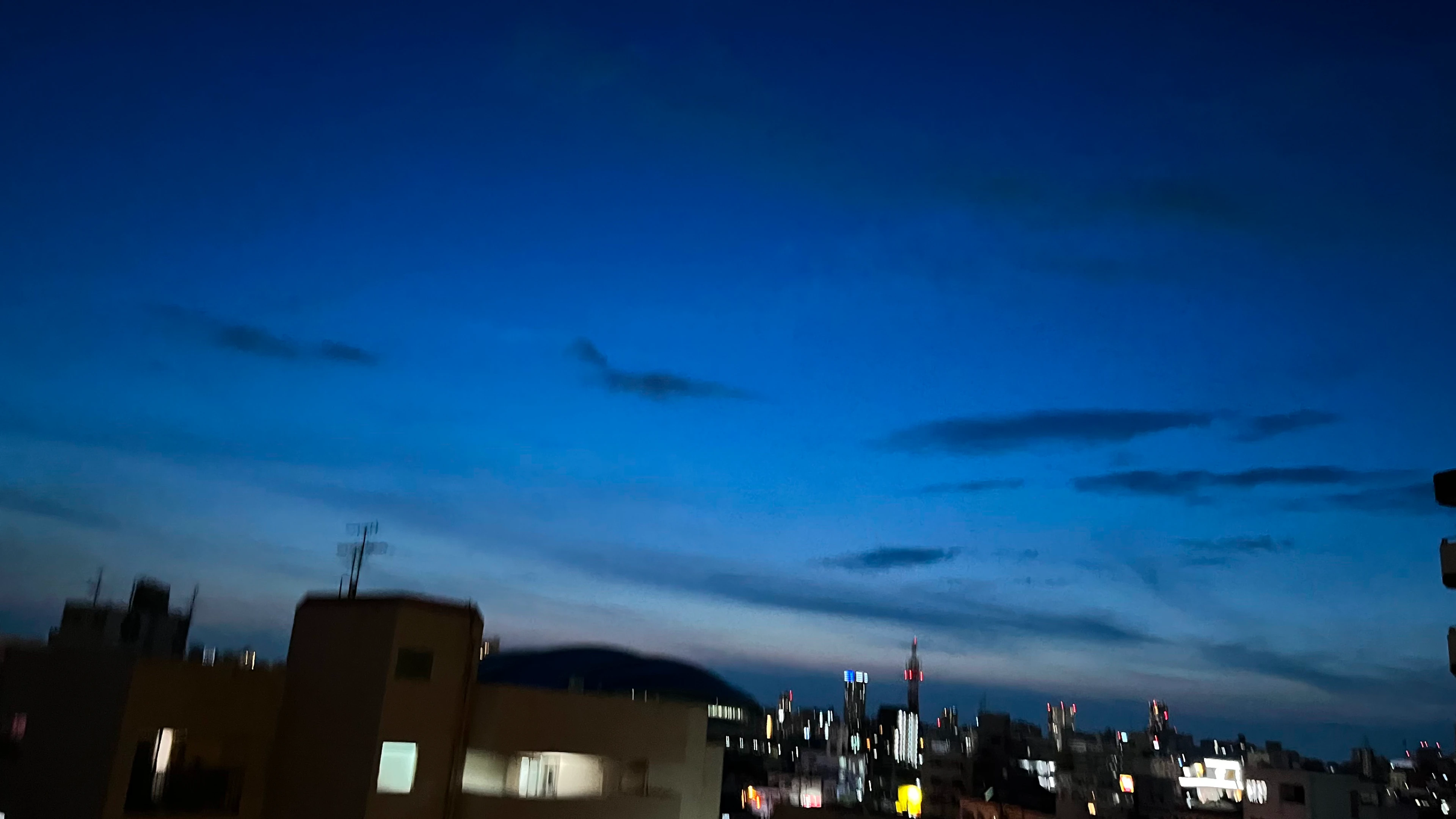 フロントビジュアルの写真